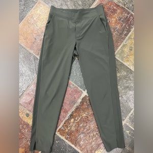 Athleta Brooklyn Ankle Pant-SZ 2